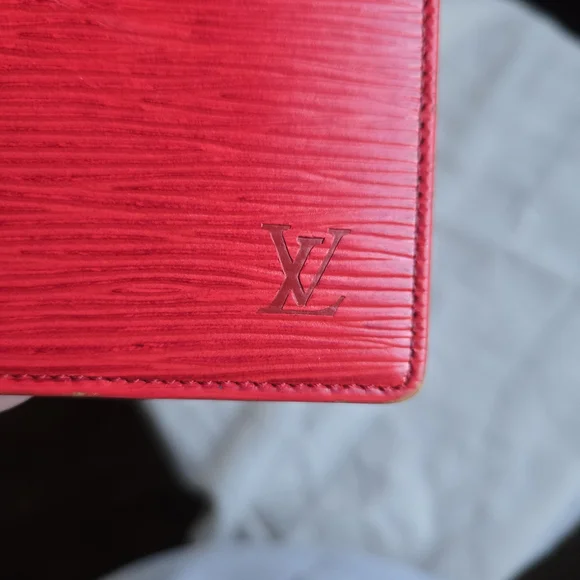 Louis Vuitton Card Holder Epi Red Leather  - Picture 7 of 12